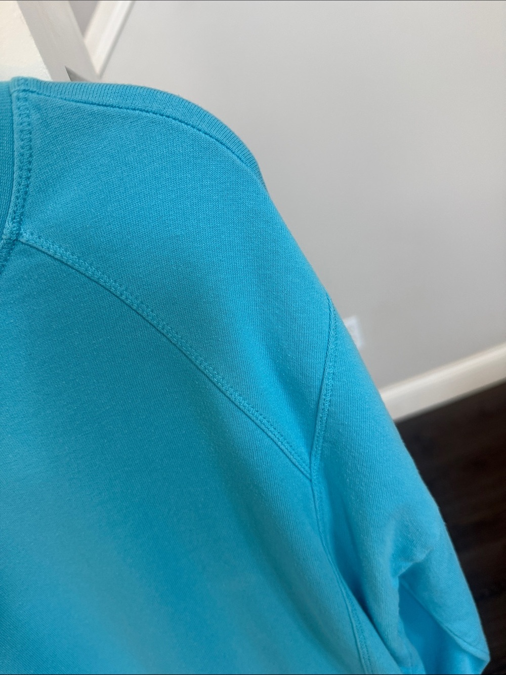 Sweaty Betty Bright Turquoise Cropped Crewneck Sweatshirt Small - Picture 3 of 7
